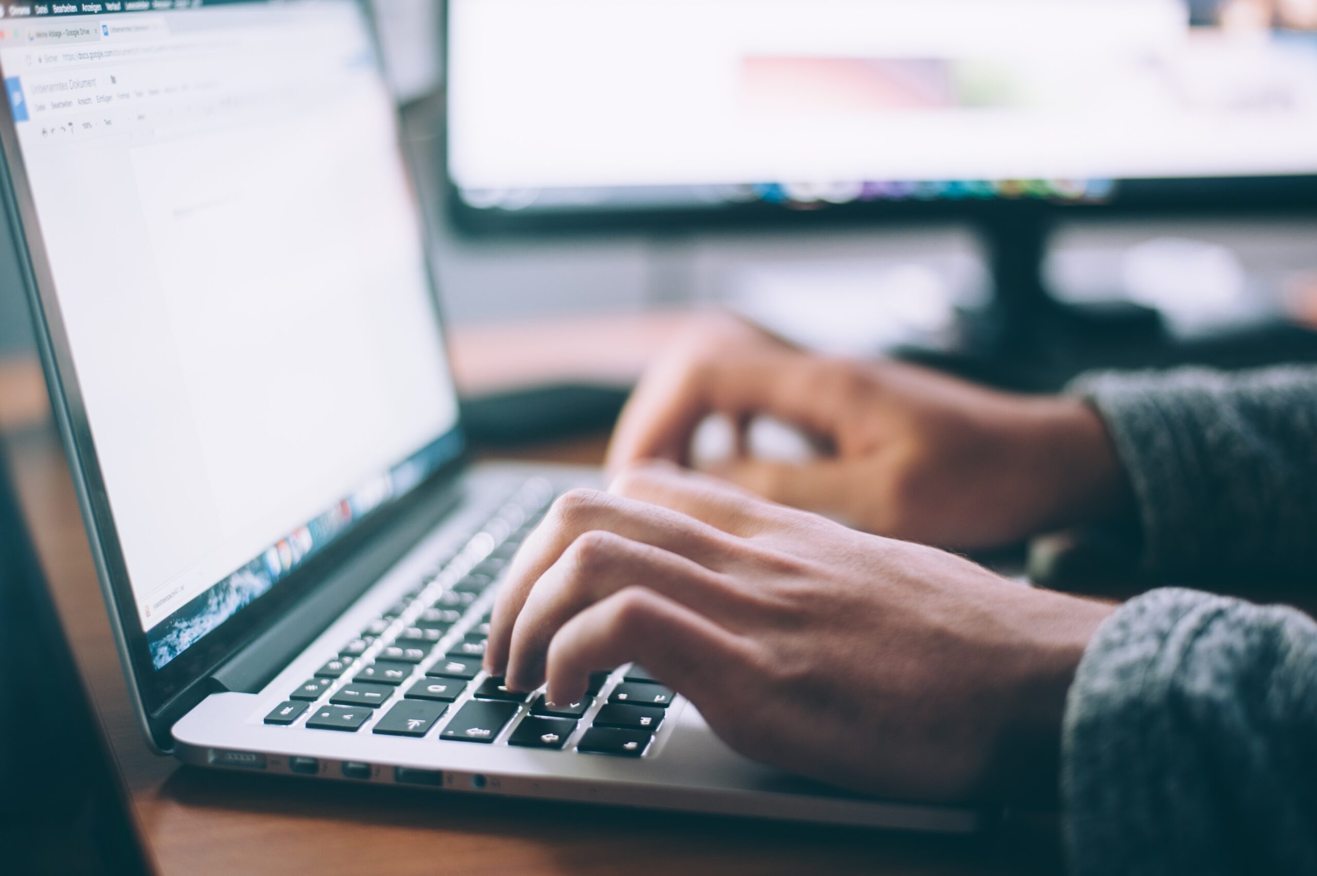 How to Write Effective Content Using AI Tools