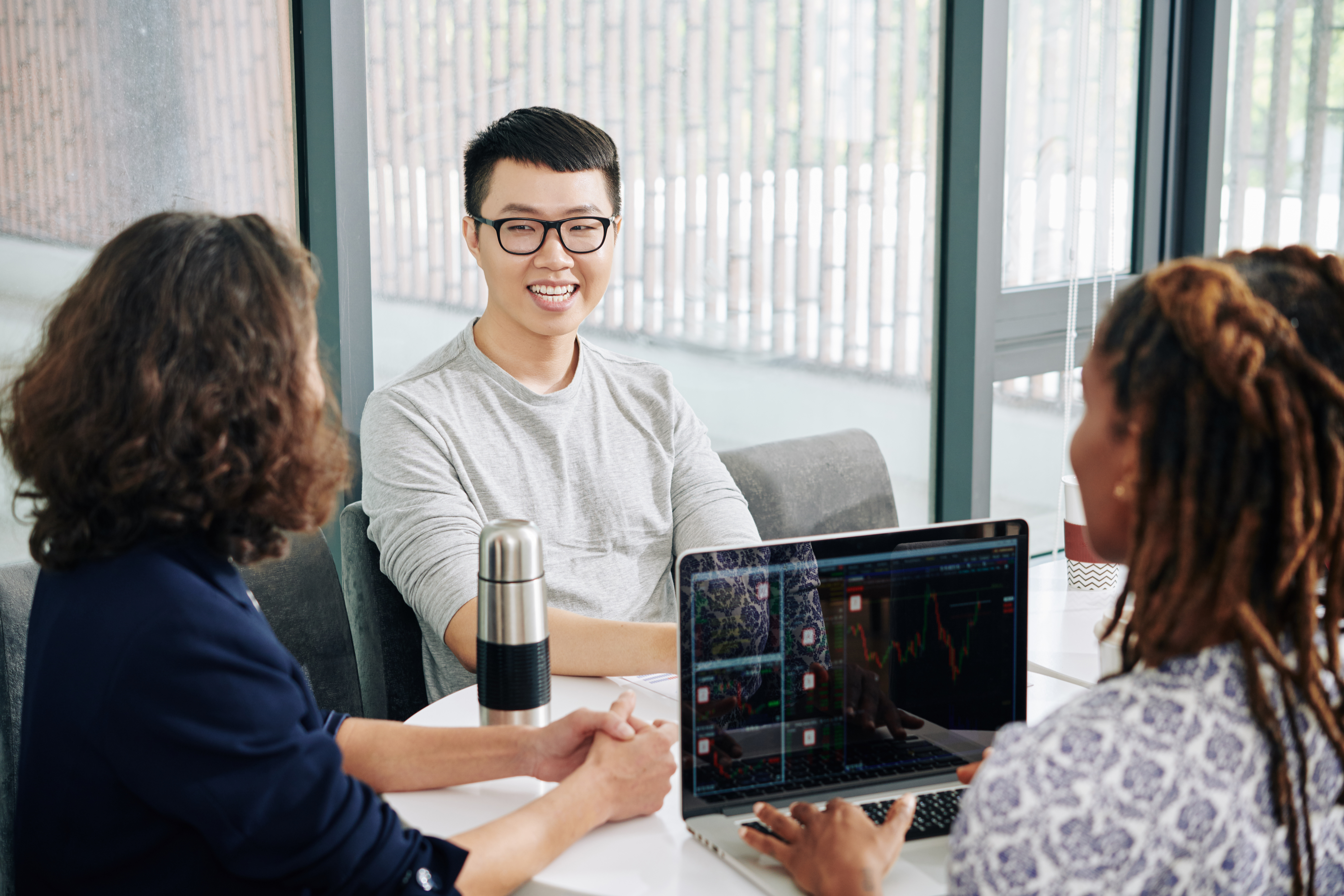 Navigating the AI Frontier: Top AI Tools Shaping 2024