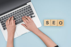 Creating SEO-Optimized Content with AI Writing Software