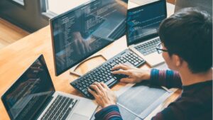 Developers Split on AI Coding: Majority See Benefits While Privacy and Job Fears Persist