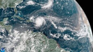 Google AI Model Accurately Forecasts Hurricane Erin’s Track and Intensity