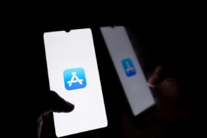 California Advances Age‑Verification Bill for App Stores and Operating Systems
