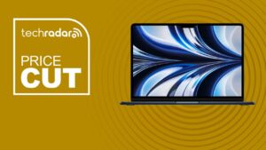 Apple MacBook Air M2 Reaches Record Low Price at Best Buy