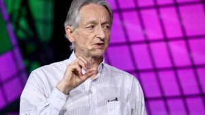 AI Pioneer Geoffrey Hinton Warns Machines Could Outsmart Humans at Emotional Manipulation