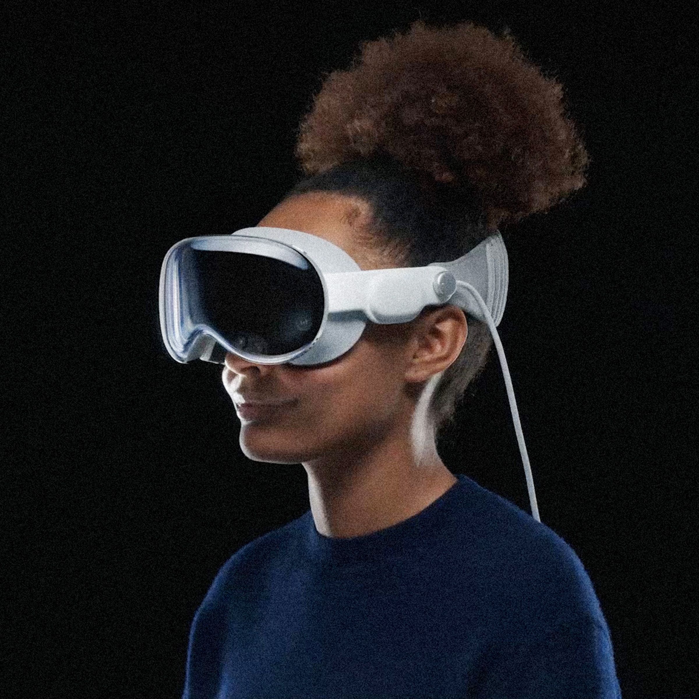 Apple Shifts Focus from Vision Pro to AI‑Enabled Smart Glasses