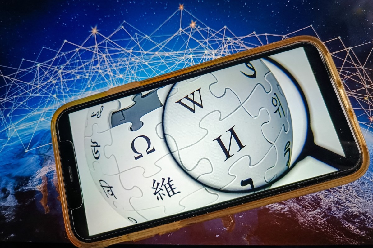 Wikipedia Launches Guide to Spotting AI-Generated Content Wikipedia Launches Guide to Spotting AI-Generated Content