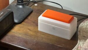 DIY ‘Thought Catcher’ lets you record ideas at night without a phone