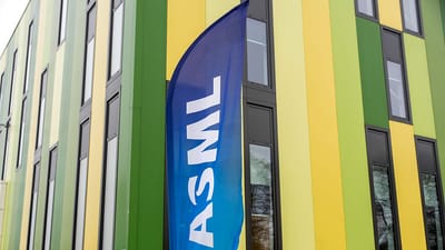 ASML Reports Record New Bookings, Signaling Ongoing AI Infrastructure Surge ASML Reports Record New Bookings, Signaling Ongoing AI Infrastructure Surge