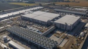 New York Considers Bills to Label AI-Generated News and Pause New Data Centers